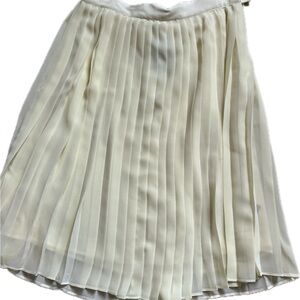 Club Monaco Lemon Chiffon Pleated Skirt